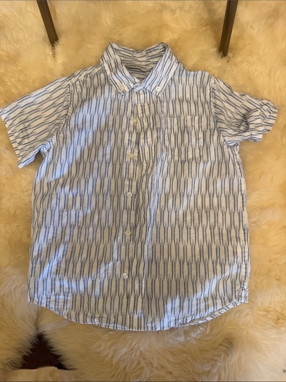 Janie and Jack Light Blue & White Short-Sleeve Button-Down Shirt